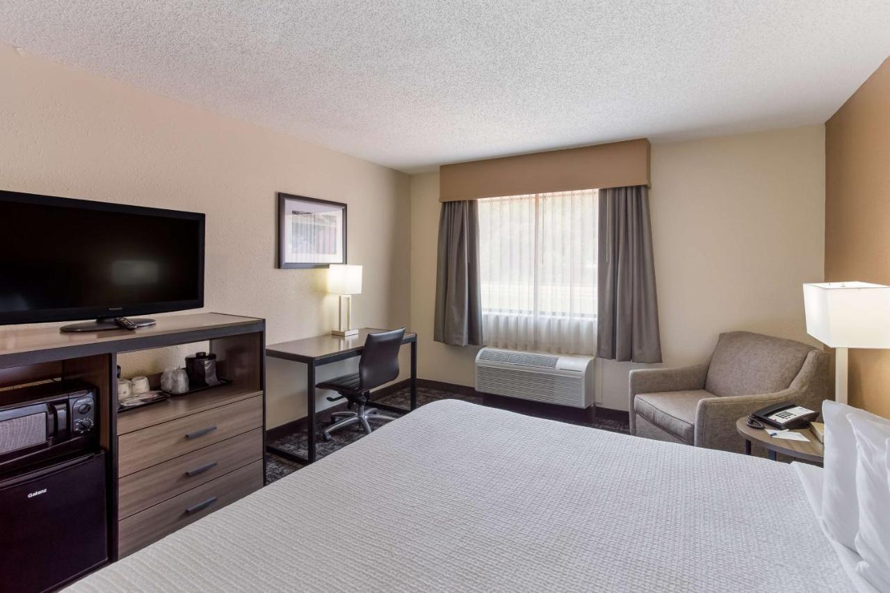Hotel Western Logan
